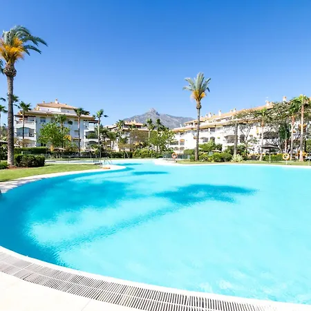 Apartment Banus - Banus-nueva Andalucia - Premium Renovated 2br - 2ba - Outdoor Terrace W Mountain Views - Brand-new Furniture, Decor & Appliances - Dama De Noche Urb- S Pools - Only 1,5 K M From Puerto Banus - Ideal For Familie