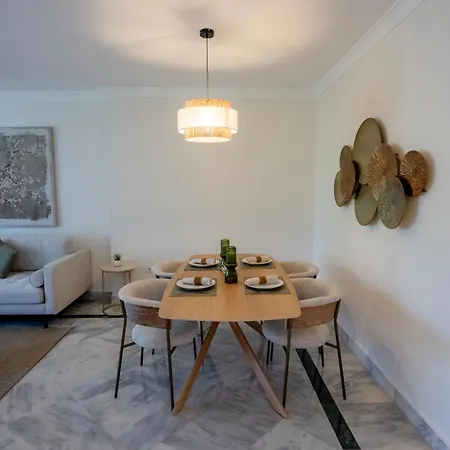 Banus - Banus-nueva Andalucia - Premium Renovated 2br - 2ba - Outdoor Terrace W Mountain Views - Brand-new Furniture, Decor & Appliances - Dama De Noche Urb- S Pools - Only 1,5 K M From Puerto Banus - Ideal For Familie * Marbella