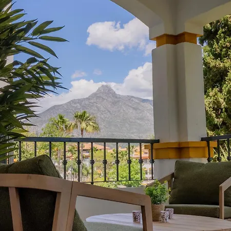 Apartment Banus - Banus-nueva Andalucia - Premium Renovated 2br - 2ba - Outdoor Terrace W Mountain Views - Brand-new Furniture, Decor & Appliances - Dama De Noche Urb- S Pools - Only 1,5 K M From Puerto Banus - Ideal For Familie