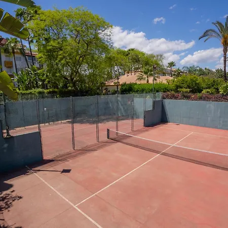 Banus - Banus-nueva Andalucia - Premium Renovated 2br - 2ba - Outdoor Terrace W Mountain Views - Brand-new Furniture, Decor & Appliances - Dama De Noche Urb- S Pools - Only 1,5 K M From Puerto Banus - Ideal For Familie Apartment Marbella