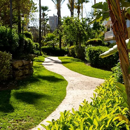 Banus - Banus-nueva Andalucia - Premium Renovated 2br - 2ba - Outdoor Terrace W Mountain Views - Brand-new Furniture, Decor & Appliances - Dama De Noche Urb- S Pools - Only 1,5 K M From Puerto Banus - Ideal For Familie Apartment Marbella
