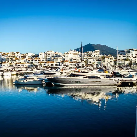 Apartment Banus - Banus-nueva Andalucia - Premium Renovated 2br - 2ba - Outdoor Terrace W Mountain Views - Brand-new Furniture, Decor & Appliances - Dama De Noche Urb- S Pools - Only 1,5 K M From Puerto Banus - Ideal For Familie Marbella