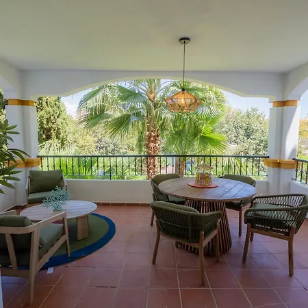 Banus - Banus-nueva Andalucia - Premium Renovated 2br - 2ba - Outdoor Terrace W Mountain Views - Brand-new Furniture, Decor & Appliances - Dama De Noche Urb- S Pools - Only 1,5 K M From Puerto Banus - Ideal For Familie *